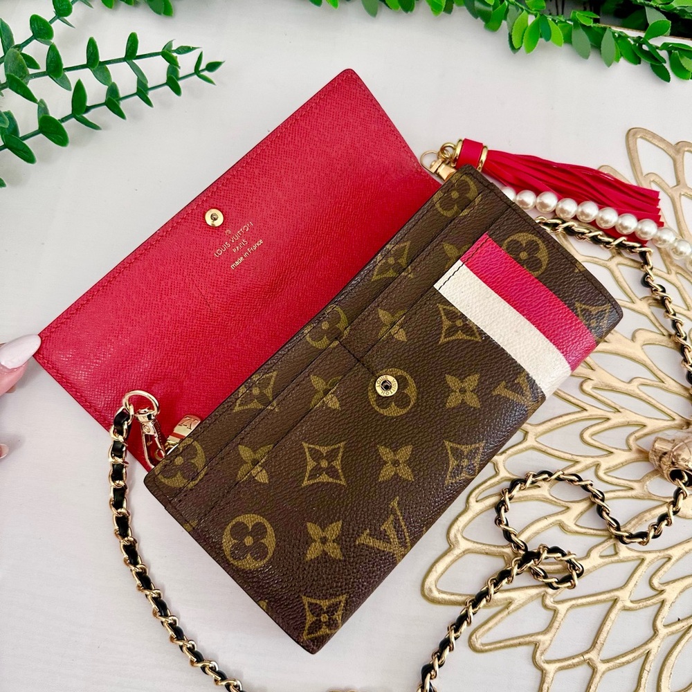 Louis Vuitton Limited Edition Monogram Wallet - Picture 5 of 14